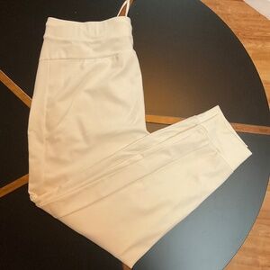 Yogalicious Lux cream yoga pants